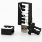 Rolig USB 16GB - svart piano