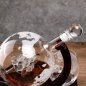 Decantor glob cu navă - Set carafe pentru whisky cu suport din lemn + 4 pahare + 9 pietre