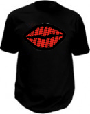 Camiseta acesa - lábios