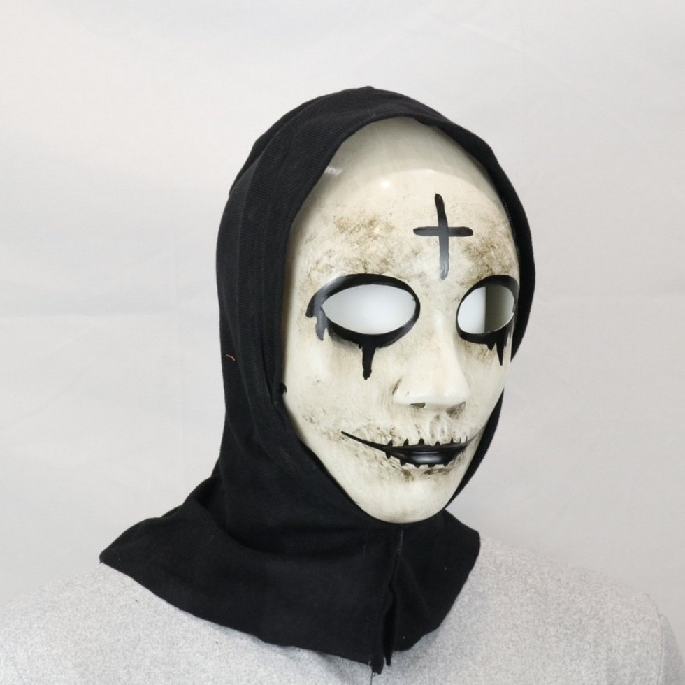 ハロウィーンやカーニバルのための恐ろしい修道女のホラー顔と頭の